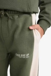 DeFacto Cargo Fit Elastic Waist Printed Sweatpants Boy - Image 4