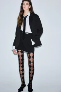 DeFacto Regular Waist Arched Shorts