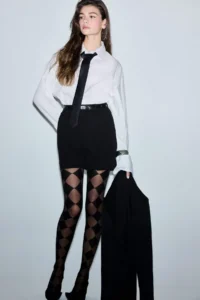 DeFacto Regular Waist Arched Shorts - Image 2