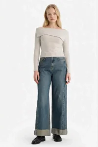 DeFacto Fitted Open Shoulder Ribbed Camisole Long Sleeve T-Shirt - Image 2