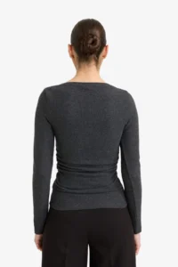 DeFacto Slim Fit Narrow Cut Half Turtleneck Long Sleeve T-Shirt - Image 5