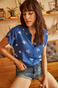 Olalook Women's Blue White Floral Bat Shirt - Image 2