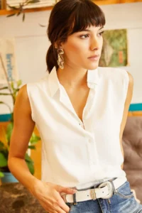 Olalook Women Ecru Sleeveless Viscose Shirt - Image 4