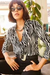 Olalook Women's Black Zebra Patterned Viscose Shirt - Image 6