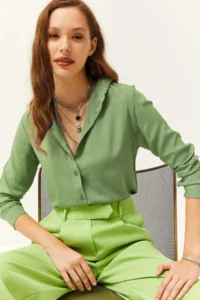 Olalook Women's Green Woven Viscose Regular Fit Shirt - Image 2