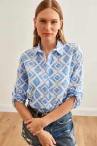 Olalook Women's Baklava Blue Sleeve Folded Linen Shirt - Image 4