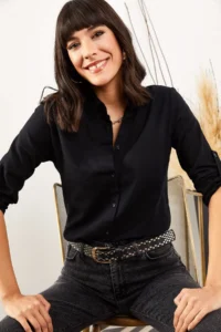 Olalook Women Black Kol folded Linen Shirt