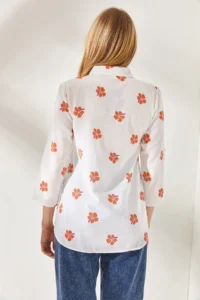 Olalook Women's Daisy Orange Sleeve Folded Linen Shirt - Image 7