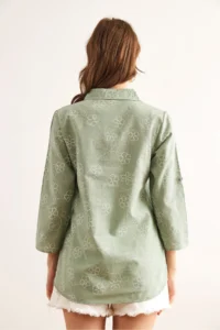 Olalook Women's Ivy Green Sleeve Folded Linen Shirt - Image 2