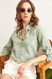 Olalook Women's Ivy Green Sleeve Folded Linen Shirt - Image 6