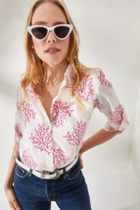 Olalook Women's Bush Fuchsia Sleeve Folded Linen Shirt - Image 4