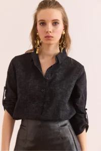 Olalook Women's Spray Black Sleeve Folded Linen Shirt - Image 5