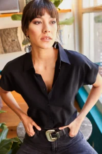 Olalook Women Black Yarasa Linen Shirt - Image 3