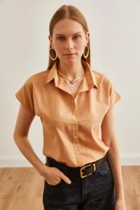 Olalook Women Camel Yarasa Linen Shirt - Image 3