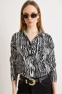 Olalook Women's Zebra Black Single Pocket Woven Viscon Shirt - Image 4