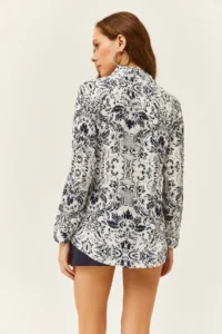 Olalook Women Ecru Navy Blue Patterned Shirt - Image 2