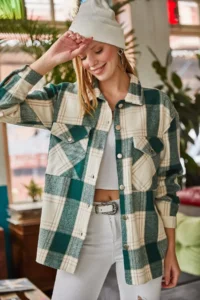 Olalook Women's Emerald Green Double Pocket Snap Closure Shirt