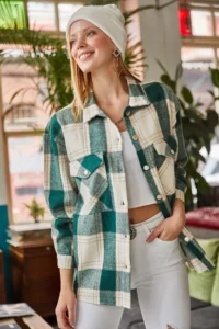 Olalook Women's Emerald Green Double Pocket Snap Closure Shirt - Image 7