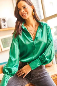Olalook Women's Emerald Green Cuff Detailed Woven Satin Shirt - Image 4