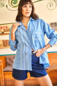 Olalook Women's Saks Blue Pocket Detailed Printed Woven Shirt - Image 4