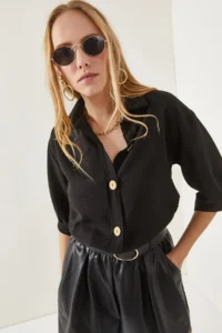 Olalook Women's Black Wooden Button Three Quarter Sleeve Linen Shirt - Image 3