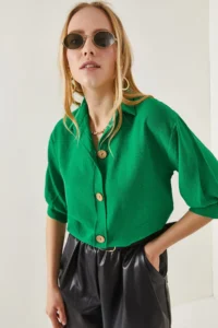 Olalook Women's Grass Green Wooden Button Three Quarter Sleeve Linen Shirt - Image 2
