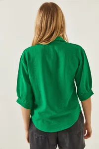 Olalook Women's Grass Green Wooden Button Three Quarter Sleeve Linen Shirt - Image 5