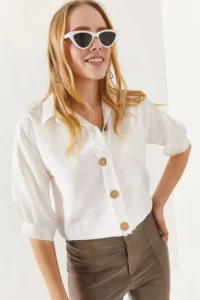 Olalook Women's White Wooden Button Three Quarter Sleeve Linen Shirt