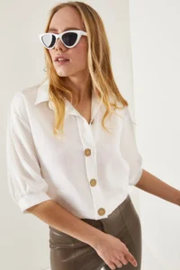 Olalook Women's White Wooden Button Three Quarter Sleeve Linen Shirt - Image 4