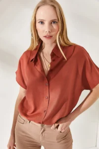 Olalook Women's Tile Bat Oversize Linen Shirt - Image 3