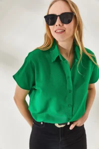 Olalook Women's Grass Green Bat Oversize Linen Shirt - Image 2