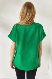 Olalook Women's Grass Green Bat Oversize Linen Shirt - Image 6