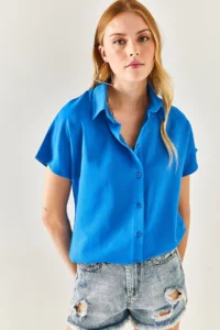 Olalook Women's Saks Blue Bat Oversize Linen Shirt - Image 3