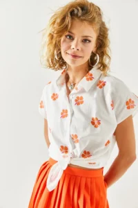 Olalook Women's Daisy Orange Patterned Linen Bat Shirt - Image 4