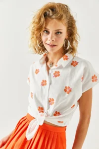 Olalook Women's Daisy Orange Patterned Linen Bat Shirt - Image 5
