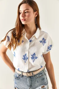 Olalook Women's Floral Blue Patterned Linen Bat Shirt - Image 2
