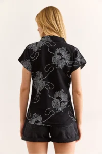 Olalook Women's Chain Black Patterned Linen Bat Shirt - Image 2
