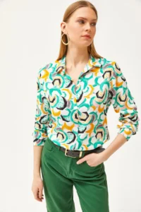 Olalook Women's Grass Green Geometric Patterned Woven Shirt - Image 4