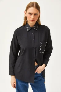 Olalook Women's Black Collar and Pocket Stone Woven Shirt - Image 3