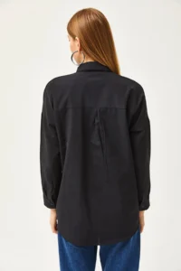 Olalook Women's Black Collar and Pocket Stone Woven Shirt - Image 6