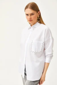 Olalook Women's White Collar and Pocket Stone Woven Shirt - Image 2