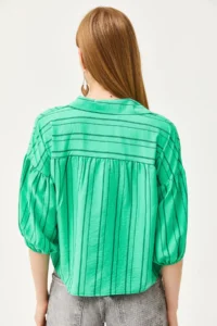 Olalook Women's Green Striped Six-Piece Crop Shirt - Image 6