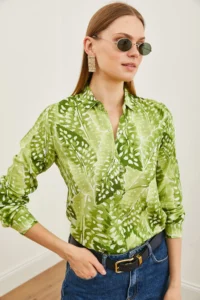 Olalook Women's Drop Green Patterned Woven Viscose Shirt - Image 4