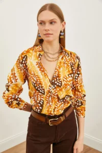 Olalook Women's Drop Mustard Patterned Woven Viscose Shirt - Image 3