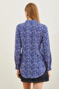 Olalook Women's Heart Lilac Patterned Woven Viscose Shirt - Image 2