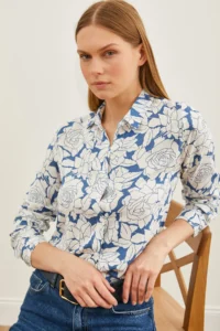 Olalook Women's Rose Indigo Patterned Woven Viscose Shirt - Image 4