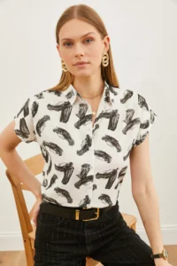 Olalook Women's Brush Black Patterned Linen Bat Shirt