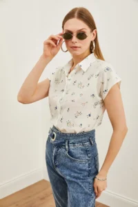 Olalook Women's Ecru Mink Patterned Linen Bat Shirt - Image 4