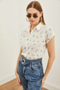 Olalook Women's Ecru Mink Patterned Linen Bat Shirt - Image 5