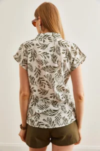 Olalook Women's Leaf Khaki Patterned Linen Bat Shirt - Image 5